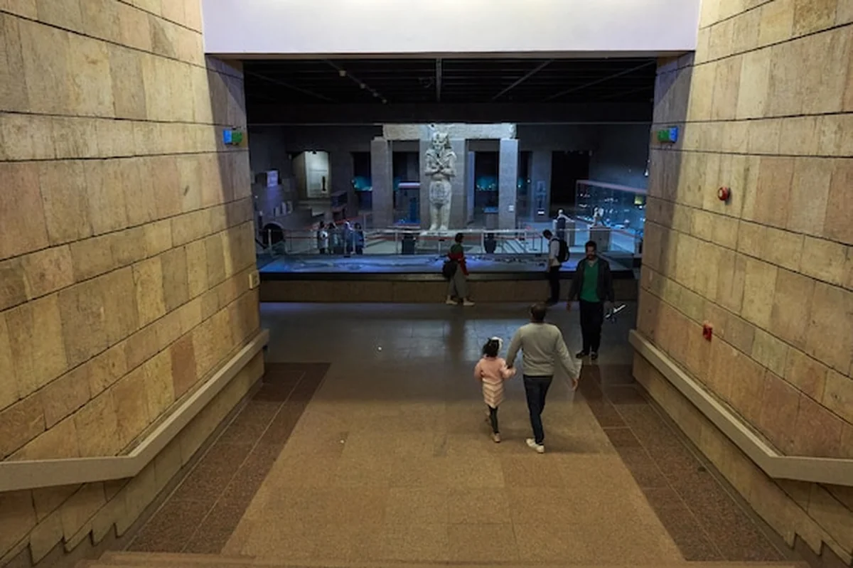 Posąg Ramzesa w nubijskim muzeum w Luksorze